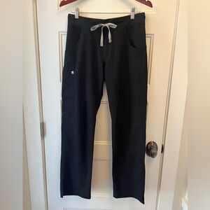 Women’s Figs scrub pants